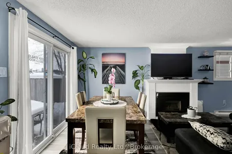 39 Corbett Drive Barrie ON L4M 5S9