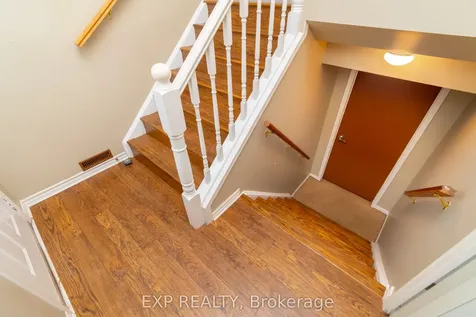 33 Knicely Road Barrie ON L4N 6V3