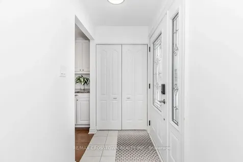 6 Deerpark Drive Barrie ON L4M 4W9