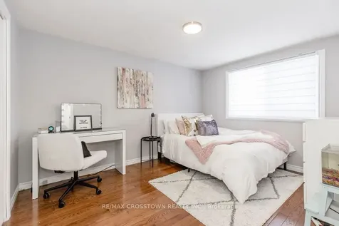 6 Deerpark Drive Barrie ON L4M 4W9