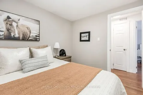 6 Deerpark Drive Barrie ON L4M 4W9