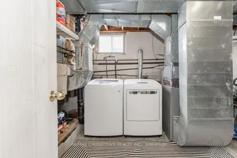 6 Deerpark Drive Barrie ON L4M 4W9