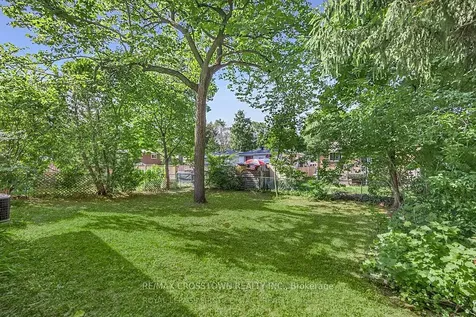 6 Deerpark Drive Barrie ON L4M 4W9