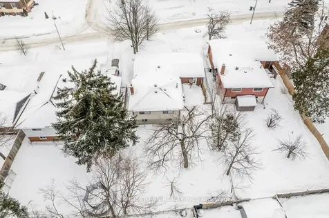 6 Deerpark Drive Barrie ON L4M 4W9