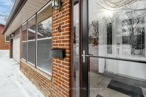 6 Deerpark Drive Barrie ON L4M 4W9