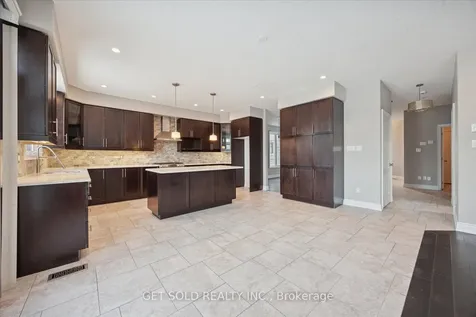 35 Marta Crescent Barrie ON L4N 3N6