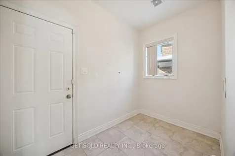 35 Marta Crescent Barrie ON L4N 3N6