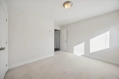 35 Marta Crescent Barrie ON L4N 3N6