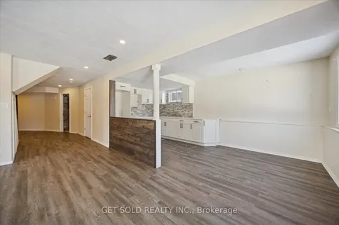 35 Marta Crescent Barrie ON L4N 3N6