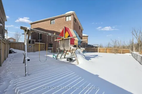 35 Marta Crescent Barrie ON L4N 3N6