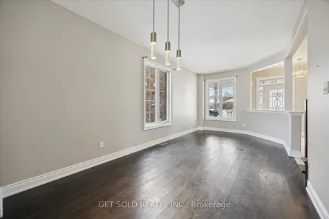 35 Marta Crescent Barrie ON L4N 3N6