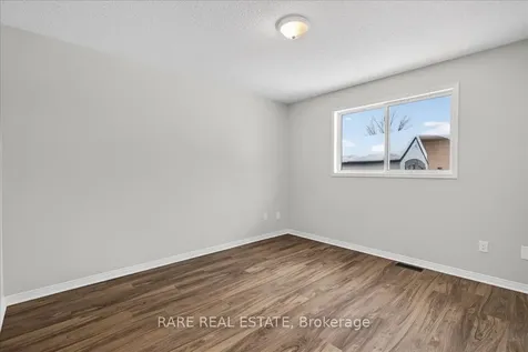 30 Mcveigh Drive Barrie ON L4N 7E3