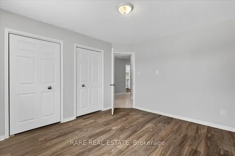 30 Mcveigh Drive Barrie ON L4N 7E3