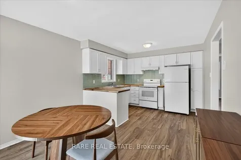 30 Mcveigh Drive Barrie ON L4N 7E3