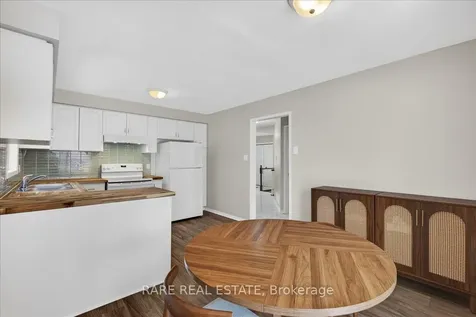 30 Mcveigh Drive Barrie ON L4N 7E3