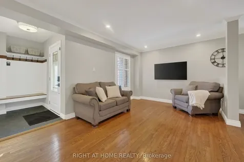 42 Drake Drive Barrie ON L4N 8X4