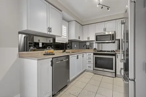 42 Drake Drive Barrie ON L4N 8X4