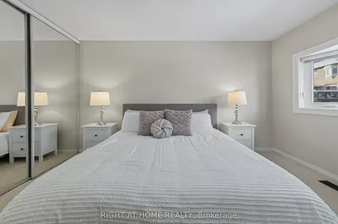 42 Drake Drive Barrie ON L4N 8X4