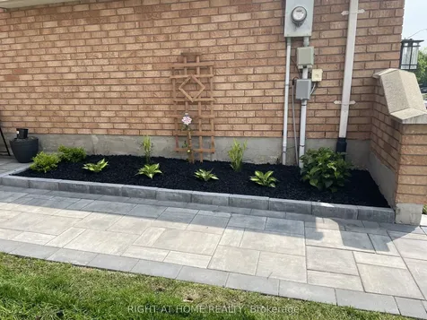 42 Drake Drive Barrie ON L4N 8X4