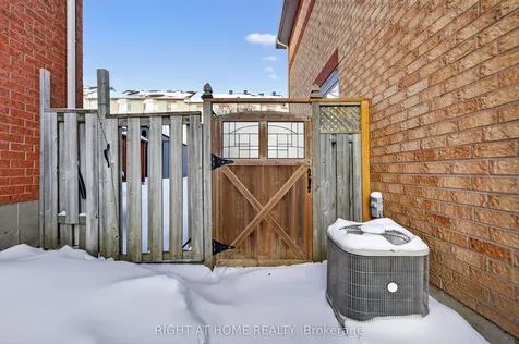 42 Drake Drive Barrie ON L4N 8X4