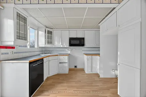 19 Debra Crescent Barrie ON L4N 3T2