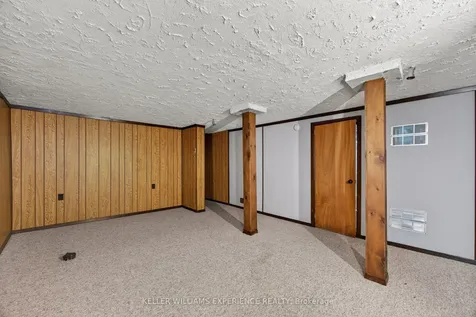 19 Debra Crescent Barrie ON L4N 3T2