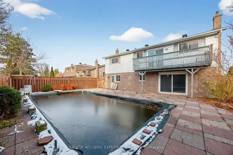 19 Debra Crescent Barrie ON L4N 3T2