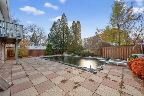 19 Debra Crescent Barrie ON L4N 3T2