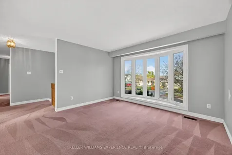 19 Debra Crescent Barrie ON L4N 3T2