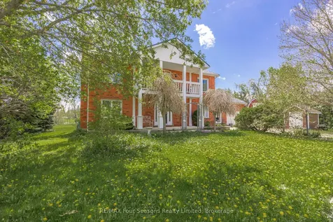 3 Sydenham Trail E Clearview ON L0M 1H0