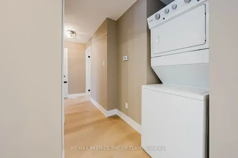 198 Rose Street Barrie ON L4M 2T9