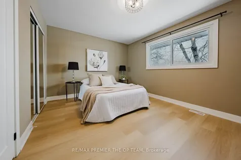 198 Rose Street Barrie ON L4M 2T9