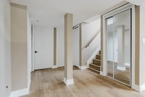 198 Rose Street Barrie ON L4M 2T9