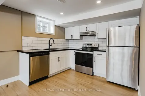 198 Rose Street Barrie ON L4M 2T9