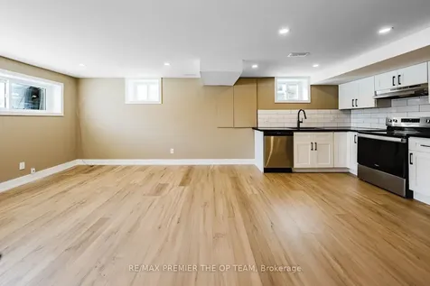 198 Rose Street Barrie ON L4M 2T9