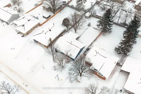 198 Rose Street Barrie ON L4M 2T9