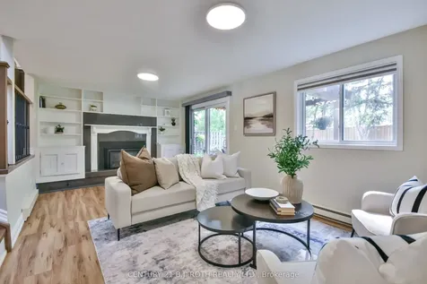 49 Ridgeway Avenue Barrie ON L4N 5M2