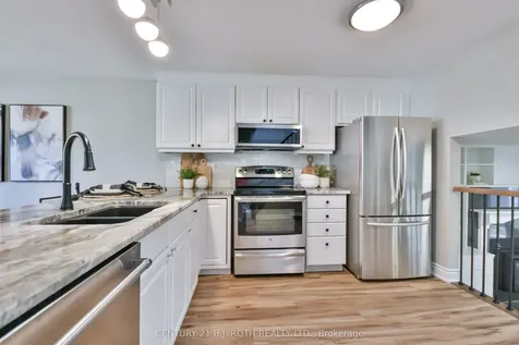 49 Ridgeway Avenue Barrie ON L4N 5M2