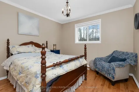 29 Benson Drive Barrie ON L4N 7Y1