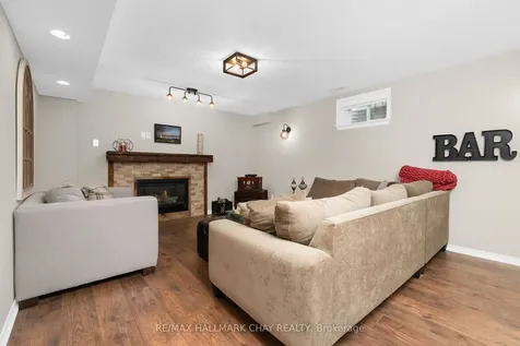 29 Benson Drive Barrie ON L4N 7Y1