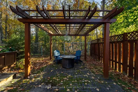 29 Benson Drive Barrie ON L4N 7Y1