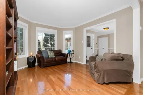 29 Benson Drive Barrie ON L4N 7Y1