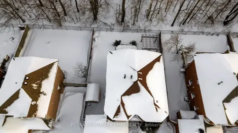 29 Benson Drive Barrie ON L4N 7Y1