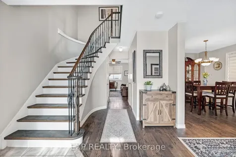 228 Mapleton Avenue S Barrie ON L4N 8T3