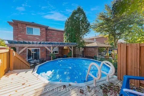 228 Mapleton Avenue S Barrie ON L4N 8T3