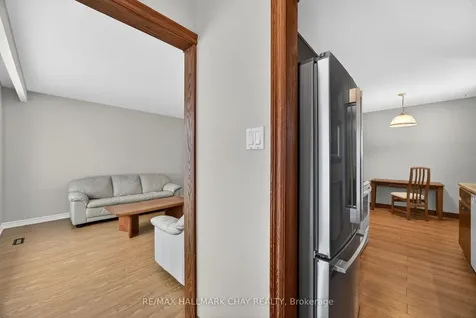 15 Curtiss Court Barrie ON L4M 2M6