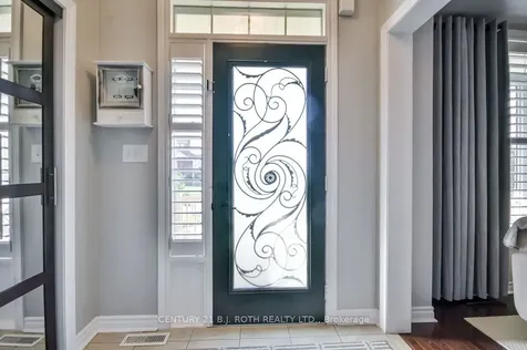 63 The Queensway N/a Barrie ON L4M 7J3