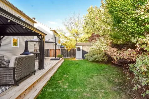 63 The Queensway N/a Barrie ON L4M 7J3