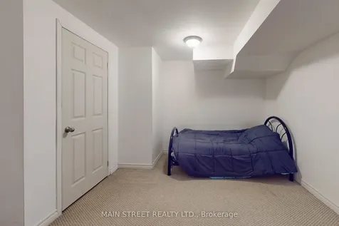 58 Tudor Crescent Barrie ON L4M 0A7