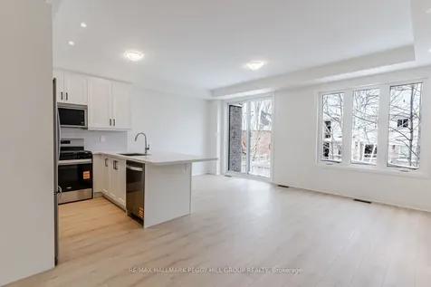 199 Durham Avenue Barrie ON L9J 0Z5